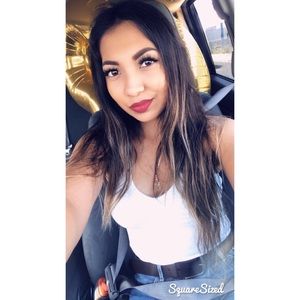 Meet your Posher, Paola